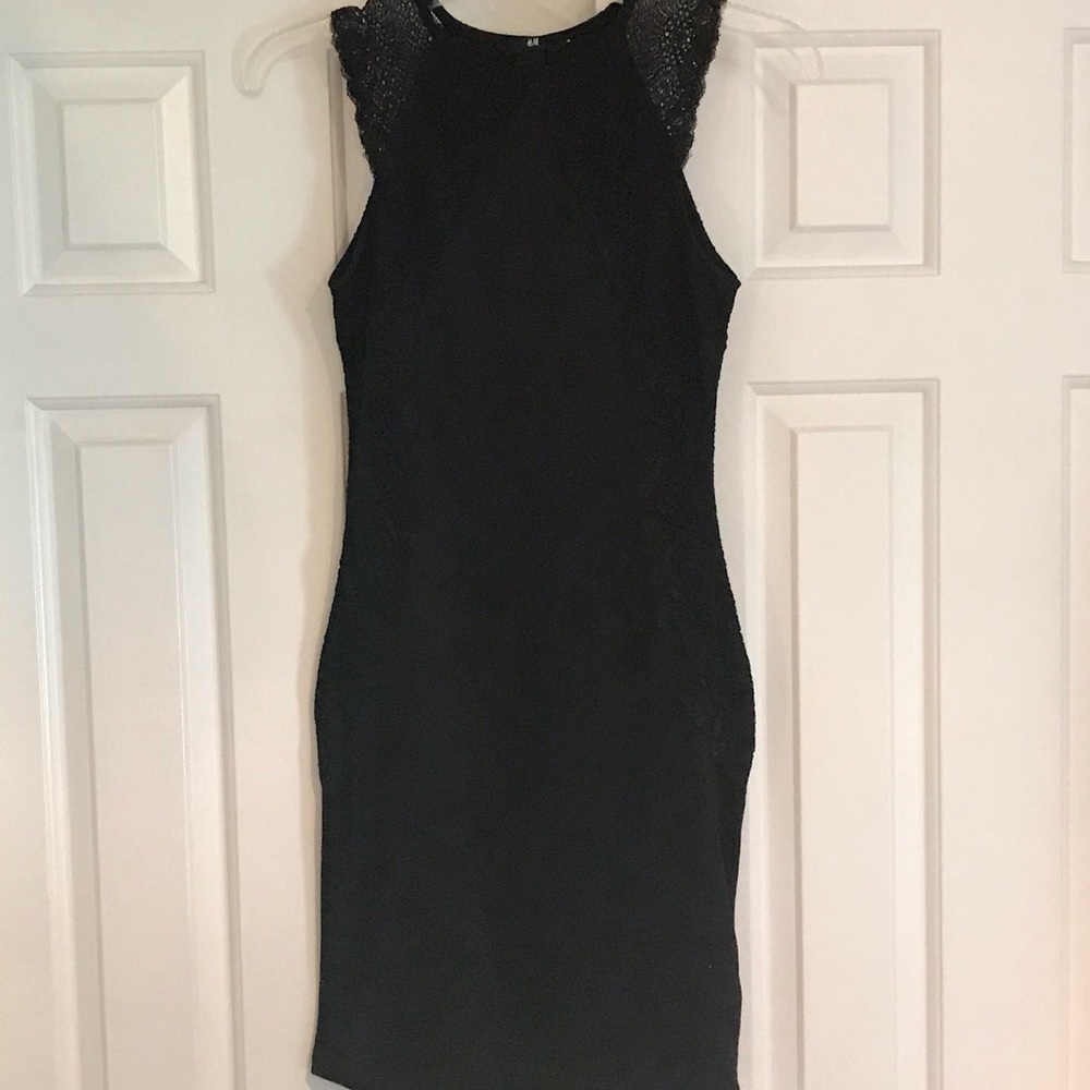 Dress - Picture 2 of 5